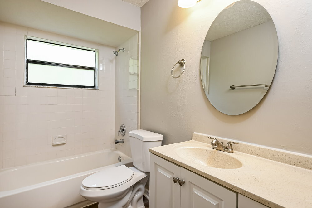 Building Photo - 351 Montgomery Ct