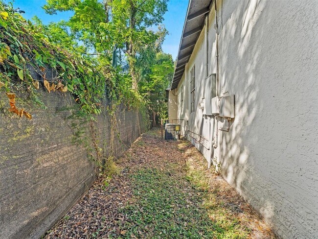 Building Photo - 8210 N Klondyke St