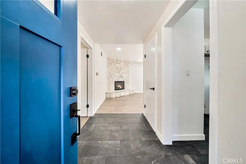 Building Photo - 1410 Central Ave