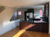 Building Photo - 4114 Walnut St
