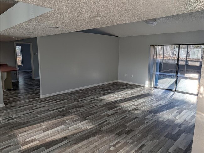 Building Photo - 5327 Baldock Ave