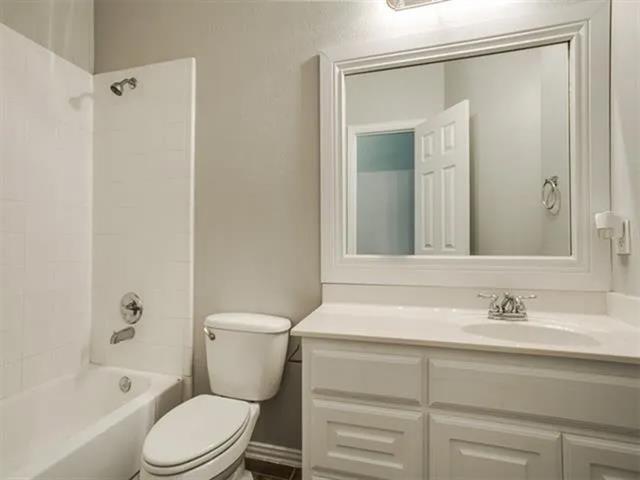 Building Photo - 13485 Grayhawk Boulevard