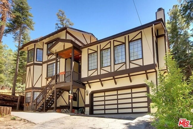 Primary Photo - 39486 Racoon Dr