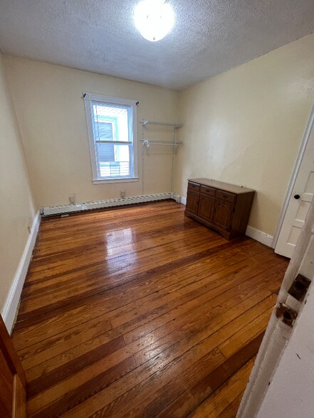 Building Photo - 85 Vinton St