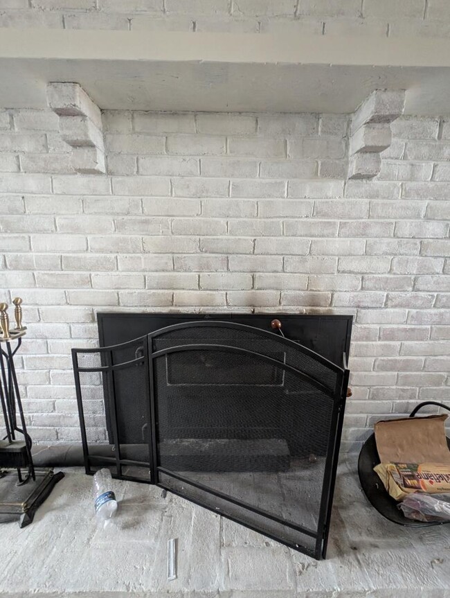 Building Photo - 801 Joliet Ct