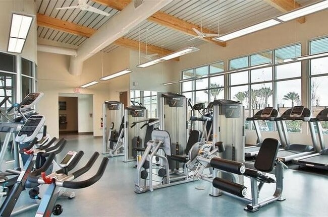 Building Photo - 4942 Hitchings Ct