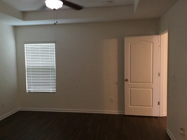 Building Photo - 216 W Jayce Wy