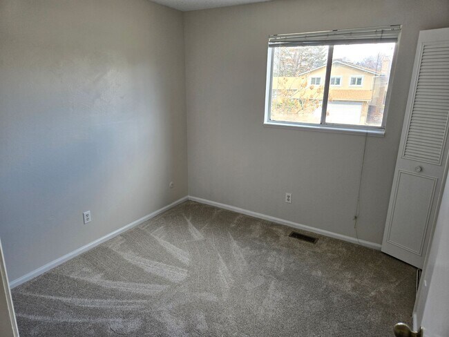 Building Photo - 6020 W 108th Ave