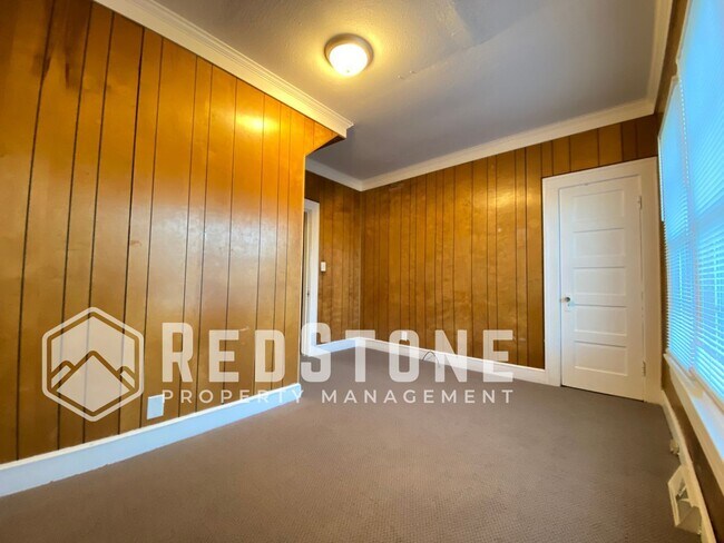 Building Photo - 416 Cleveland Ct