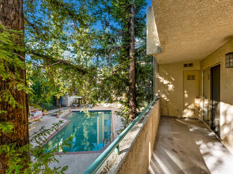 Building Photo - 7800 Topanga Canyon Blvd
