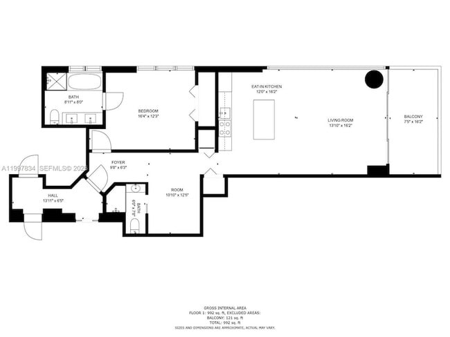 Building Photo - 650 NE 32nd St