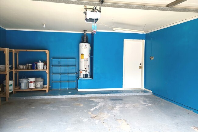 Building Photo - 16355 Flint Run Way
