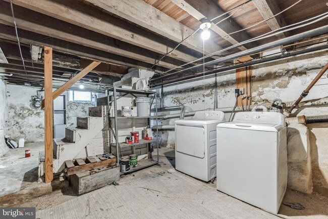 Building Photo - 4483 Boone St