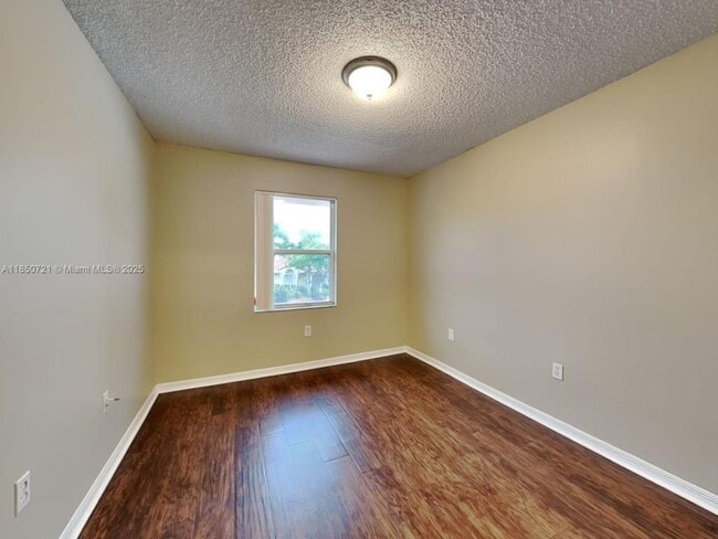 Building Photo - 7780 Highlands Cir