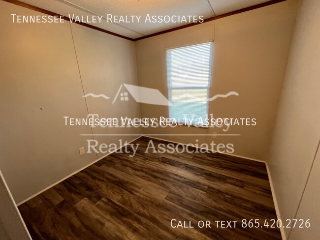 Building Photo - 2248 Knoxville Hwy