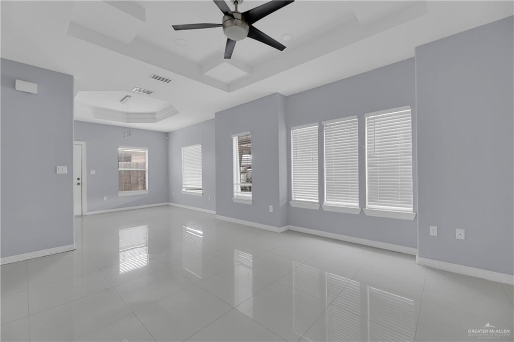 Building Photo - 2706 Larkspur Ave