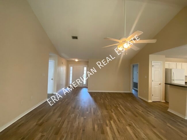 Building Photo - 6909 Leisure St