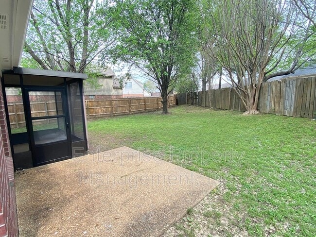 Building Photo - 6496 Amberwood Cove