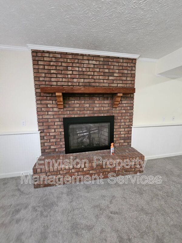 Building Photo - 120 Chimney Ridge Trail