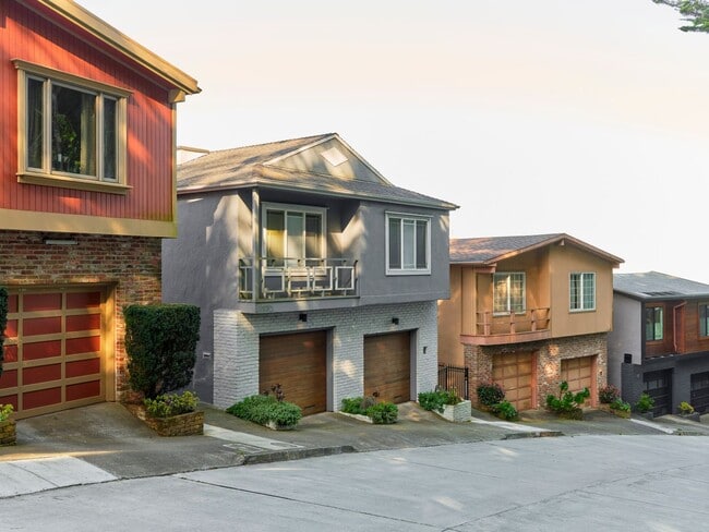 Building Photo - Forest Knolls: Luxuriously Remodeled Single Family Home w/ Expansive Views, Family Room, Office, ...