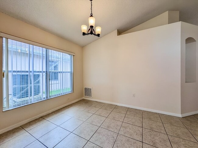 Building Photo - 11819 Hatcher Cir