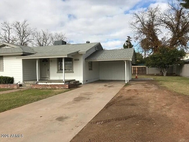 Building Photo - 8238 W Monroe St