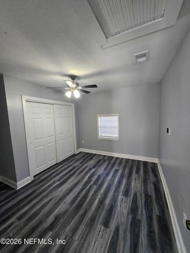 Building Photo - 1551 E 27th St