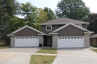 Building Photo - 1820 Olive St