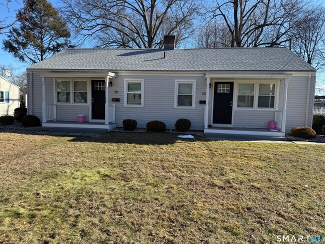 Building Photo - 38 Elmhurst Cir