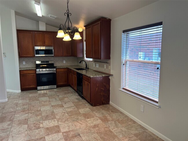 Building Photo - 18311 Melissa Springs Dr