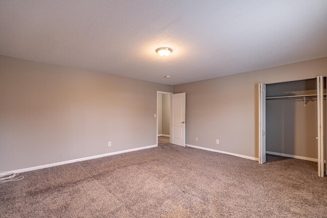 Building Photo - 313 Berkley Ct