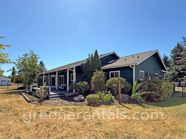 Building Photo - Spacious & Bright 3BD/3BA Home for Rent in...