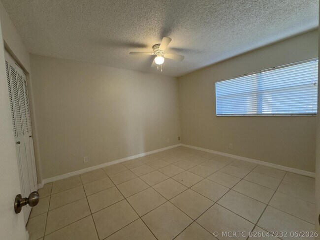 Building Photo - 2800 Fiore Way