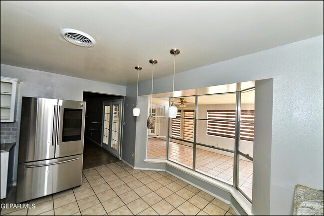 Building Photo - 9125 W H Burges Dr