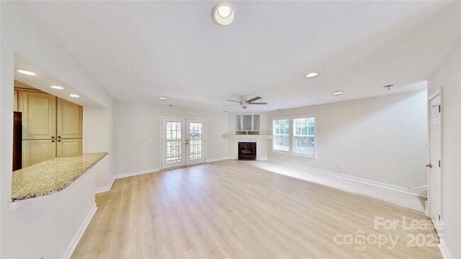 Building Photo - 2844 Goneaway Rd