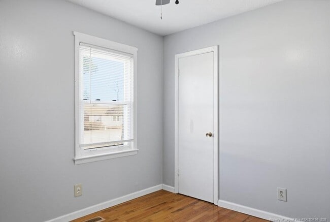 Building Photo - 815 Bedrock Dr