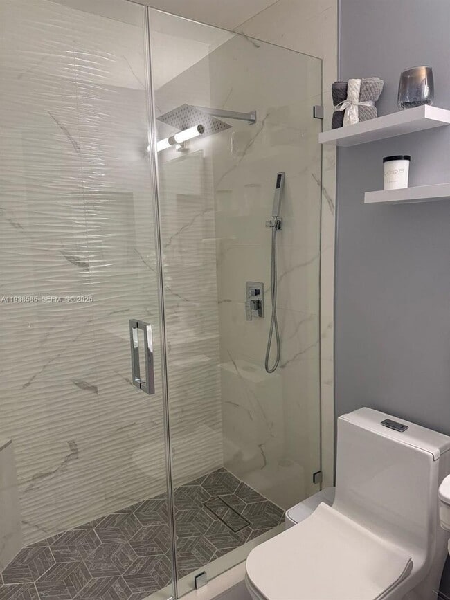 Building Photo - 2837 W 75th St