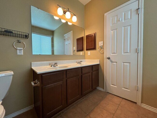 Building Photo - 7635 Paraiso Haven