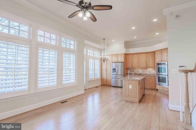 Building Photo - 2303 Sawtooth Oak Ct