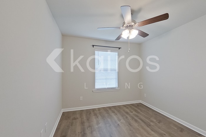 Building Photo - 129 SANTIAGO COURT