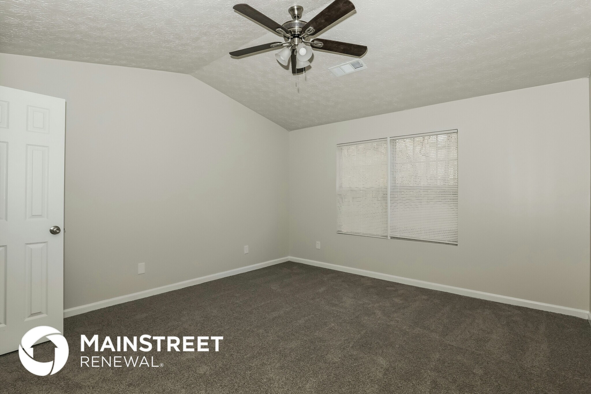 Building Photo - 955 Foxworthy Ln