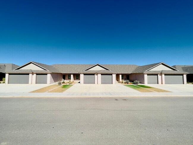 Building Photo - 1118 N 7th St