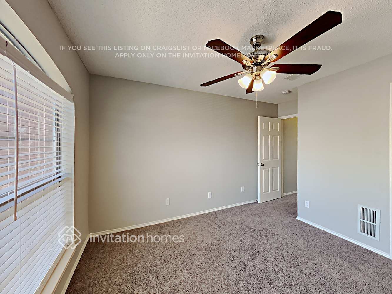 Building Photo - 3014 Lois Ln