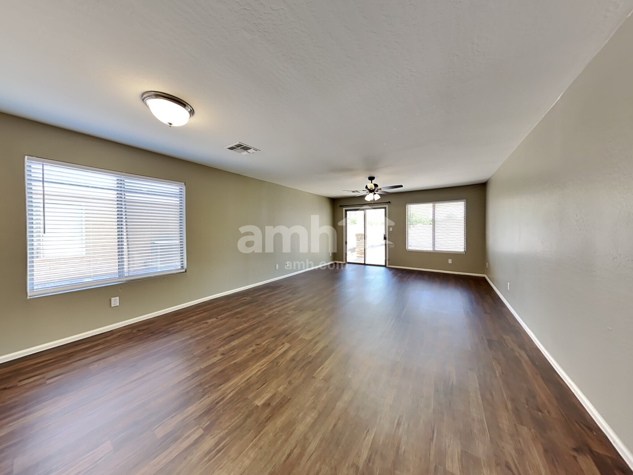 Building Photo - 13177 W Mauna Loa Ln