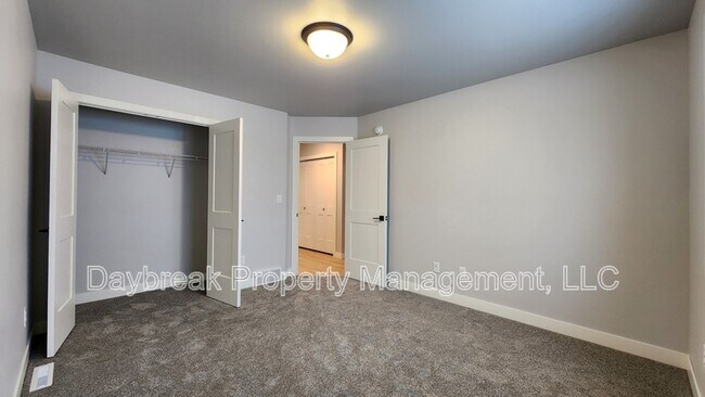 Building Photo - 6728 66th Ave S