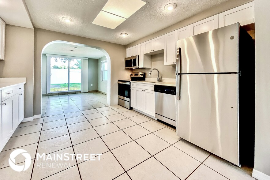 Building Photo - 4617 Irene Loop