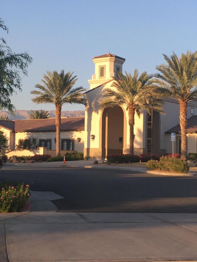 Building Photo - 85468 Treviso Dr