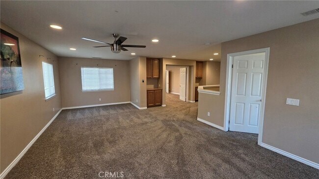 Building Photo - 12432 Celebration Dr