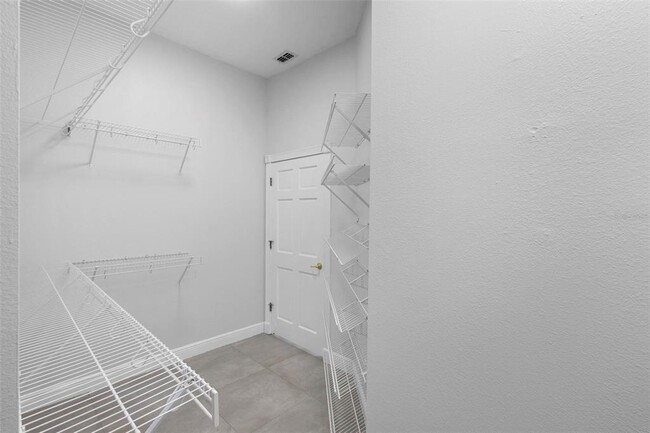 Building Photo - 4151 O' Berry Rd