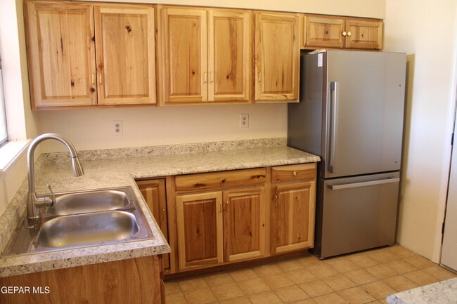 Building Photo - 11736 Trey Burton Dr